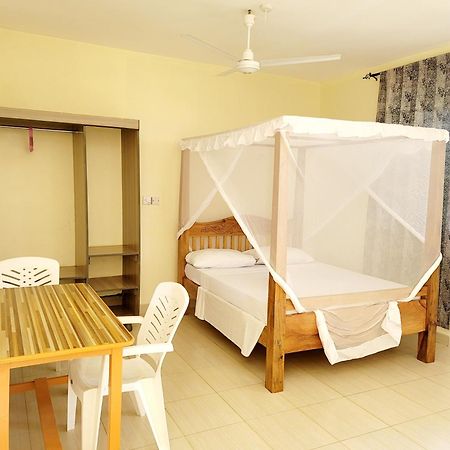 فندق Casuarina Lounge ماليندي المظهر الخارجي الصورة